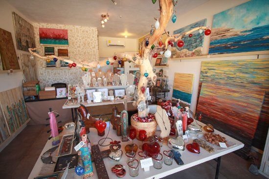 Mi Casa Azul Art Gallery