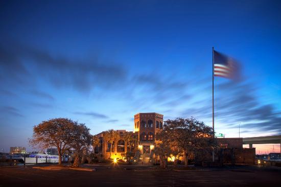 California Dreaming Restaurant & Bar