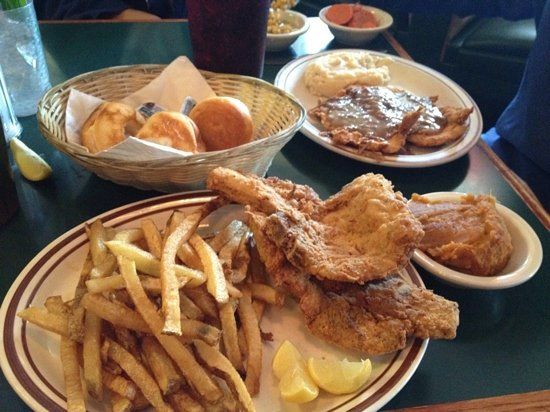 Po' Melvin's Down Home Cookin