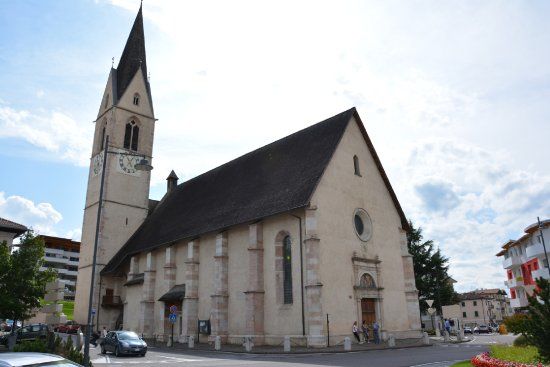 Chiesa di S. Maria Assunta di Cles