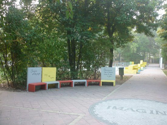 Statua di John Lennon