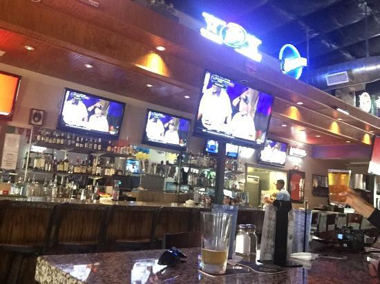 Mavericks Bar & Grill