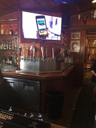 Green Lantern Tavern