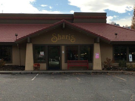 Shari's