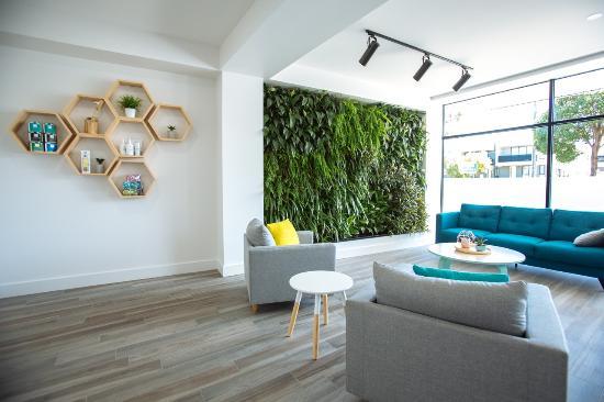 Rest House Float Centre