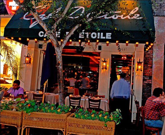 Cafe D'Etoile