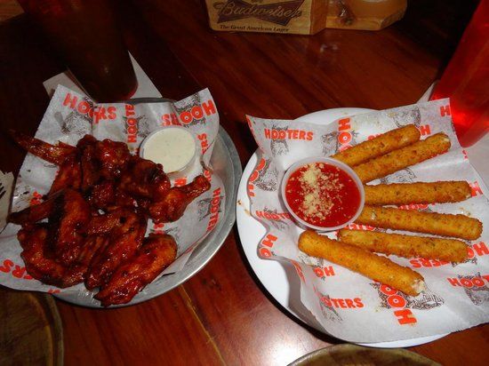 Hooters
