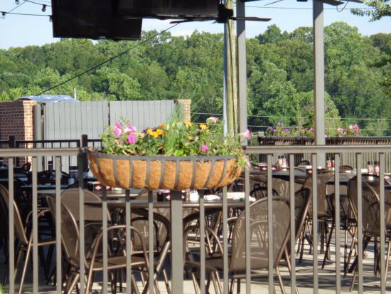 Baumhower's Victory Grille