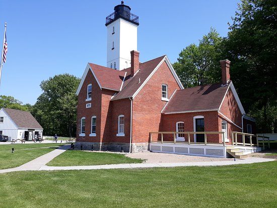 Presque Isle Lighthouse