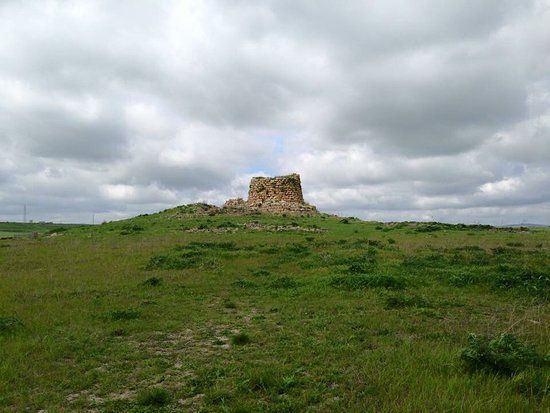 Nuraghe Piscu