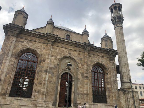 İplikçi Camii