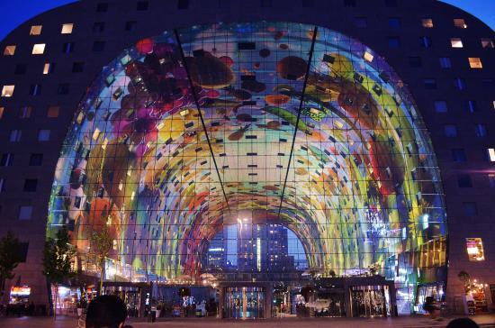 Kompleks mieszkalno-handlowy Markthal