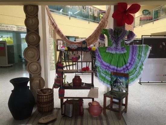 Biblioteca Publica Departamental Rafael Carrillo Luquez