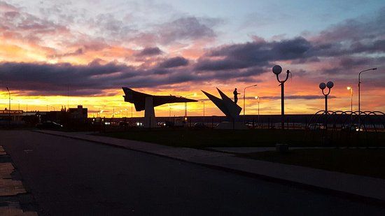 el Monumento al Piloto de la Fuerza Aerea