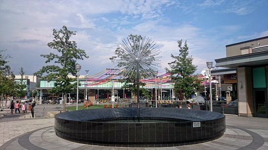 CF Shops at Don Mills