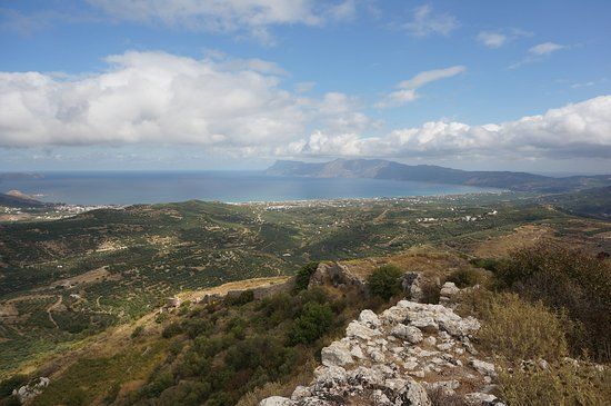 Αρχαιολογικός Χώρος Πολυρρηνίας