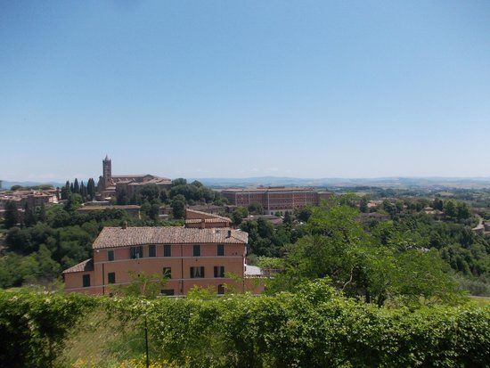 Orto Dei Tolomei