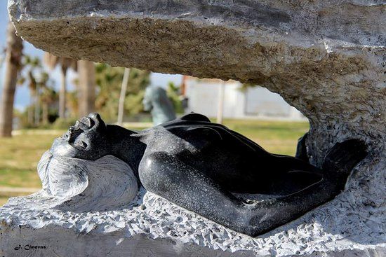 Outdoor Statue Museum Santiago de Santiago