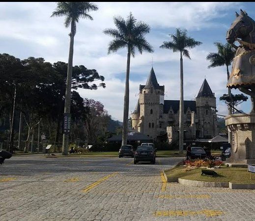 Largo Das Palmeiras Imperiais