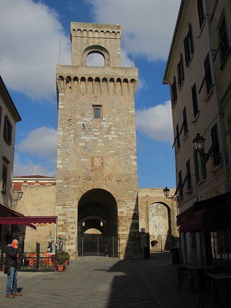 Torrione e Rivellino