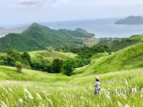 Buwun Mas Hills