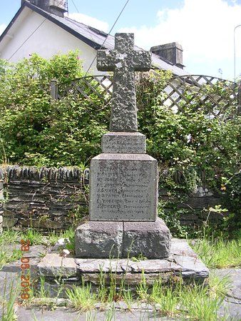 Pentrefelin War Memorial