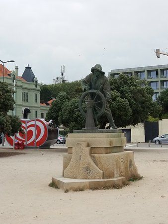 Estatua Homem do Leme