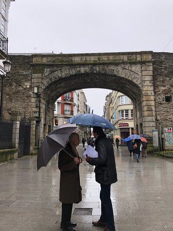 Puerta del Obispo Aguirre