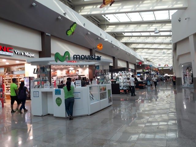 Plaza Las Americas