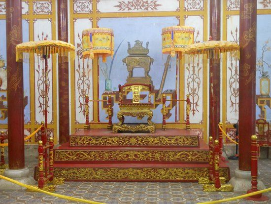 Halls of the Mandarins