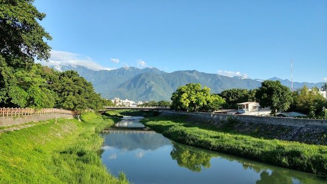 Meilunxi Riverside Park