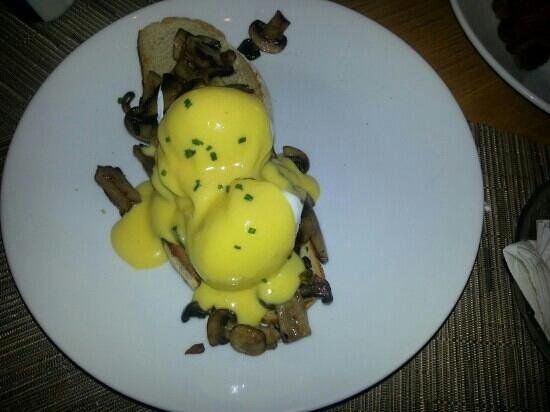 Caffe Milano Pasticceria & Bar