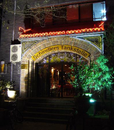 Schindler's Tankstelle