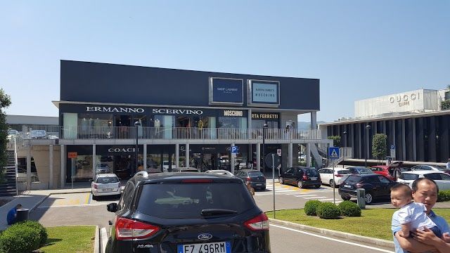 Centro Commerciale The Mall