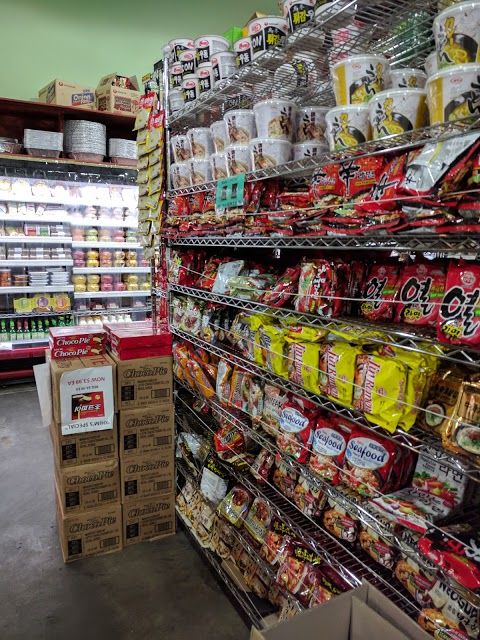 Khim's Millennium Market Viii