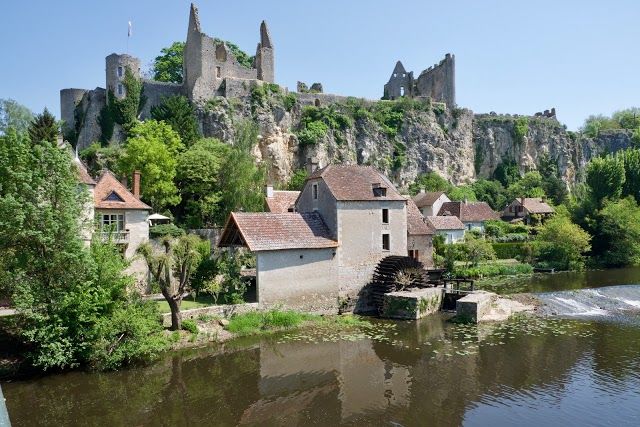 Angles-sur-l'Anglin