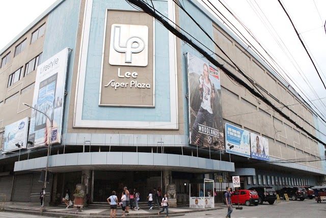 Lee Super Plaza