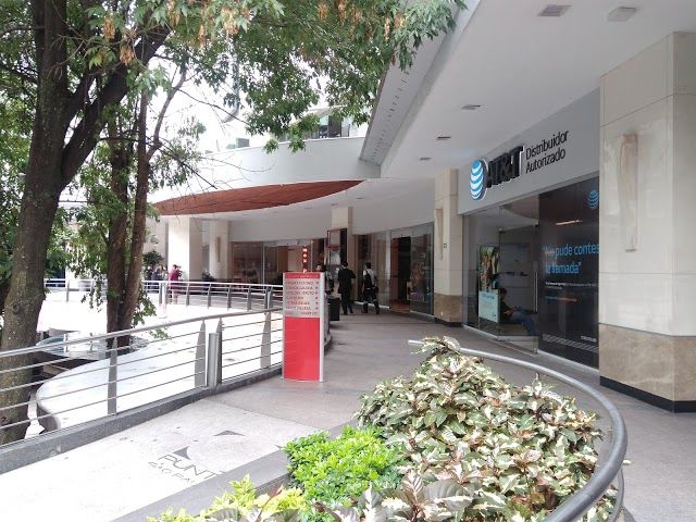 Punto Sao Paulo Shopping Center