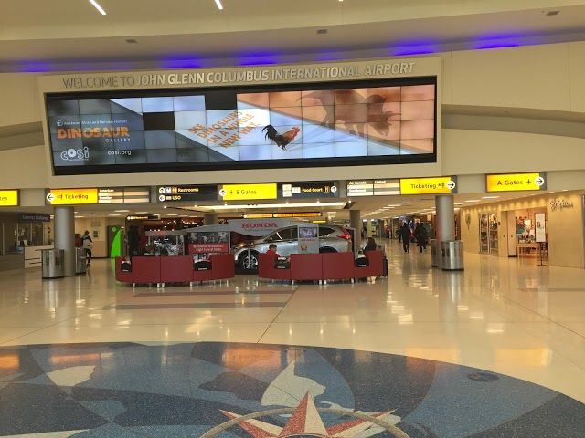 Aeropuerto Internacional de Puerto Columbus