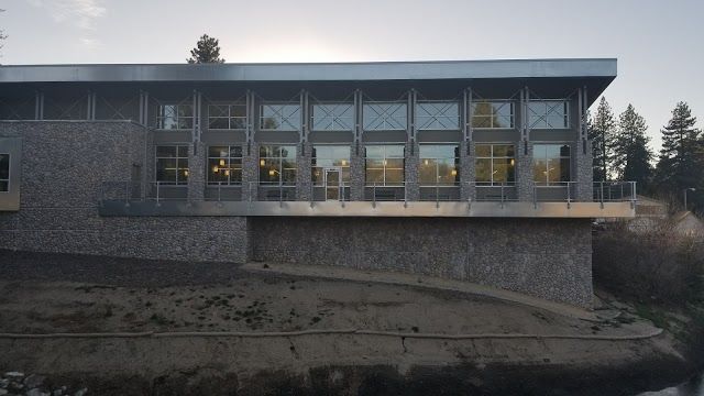 Crestline Library