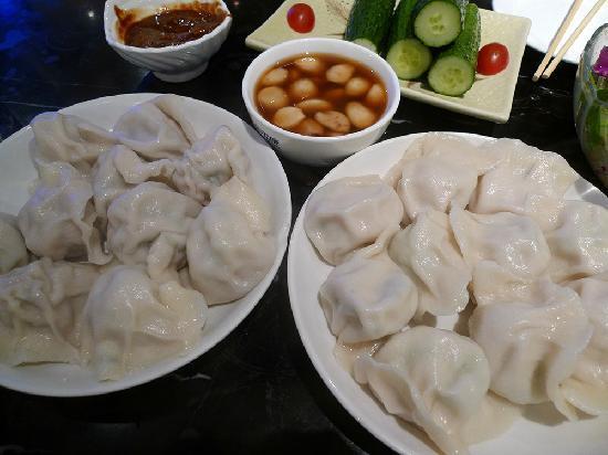 Shuntianwang Dalian Seafood Dumplings