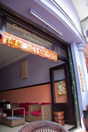 Golden Noura Villa Pub & Restaurant