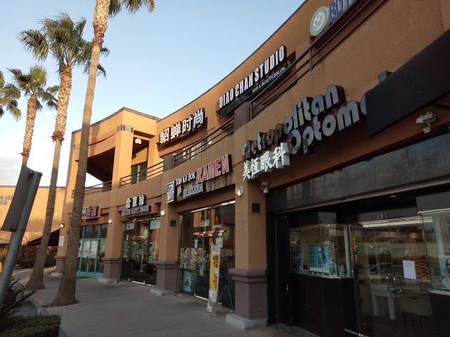 Diamond Plaza