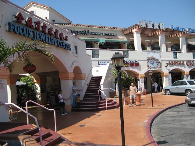 San Gabriel Square