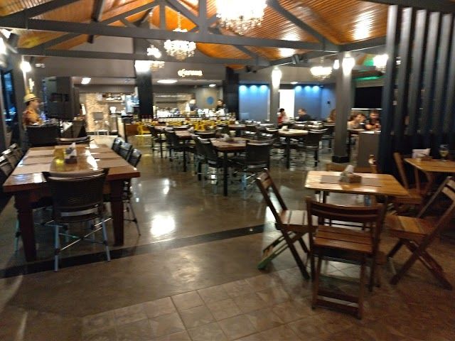 Hud's Lounge Escarpas do Lago