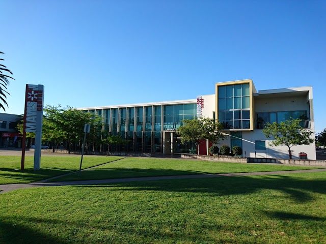 Mawson Lakes Library