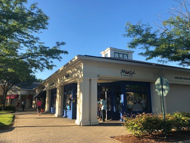 The Shops at Somerset Square