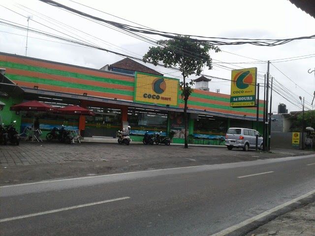 Coco Mart Taman Giri