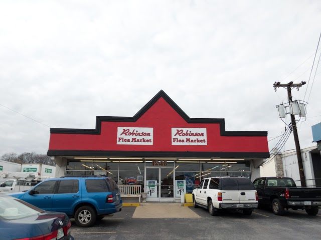 Robinson Flea Market
