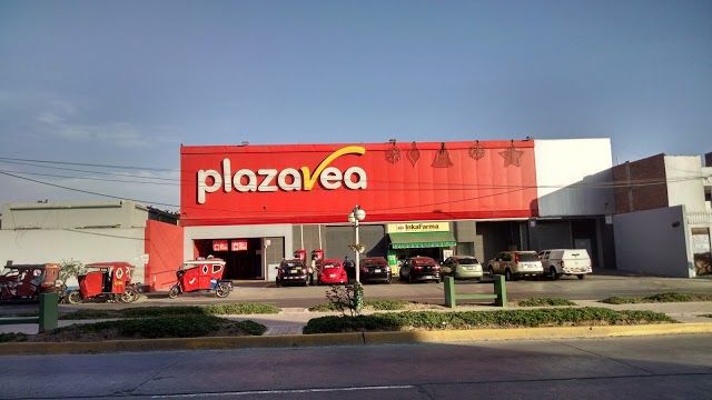 Plaza Vea La Perla
